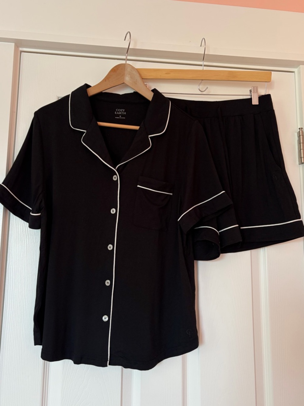 Cozy Earth short sleeve bamboo pajama set.